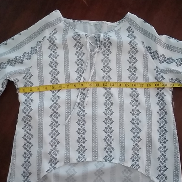 2 for$15/Blouse - Picture 4 of 8